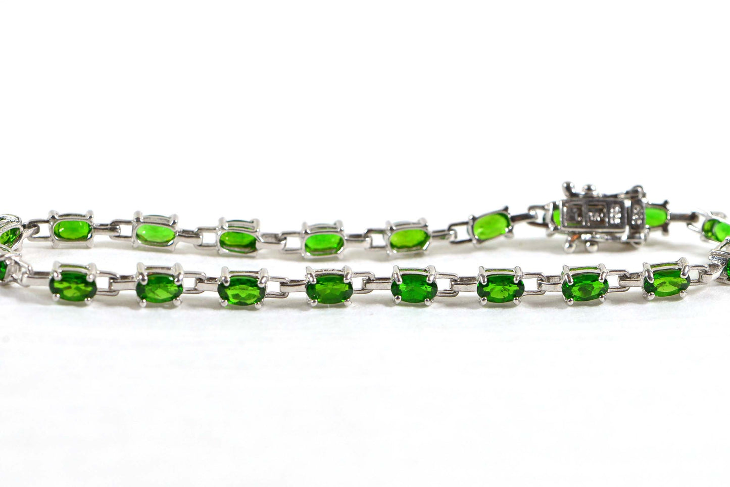 Chrome Diopside Tennis Bracelet: Sterling Silver Green Gemstone