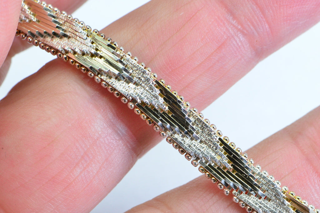 Vintage Italy Riccio Necklace: Sterling Silver Two-Tone Chevron Chain