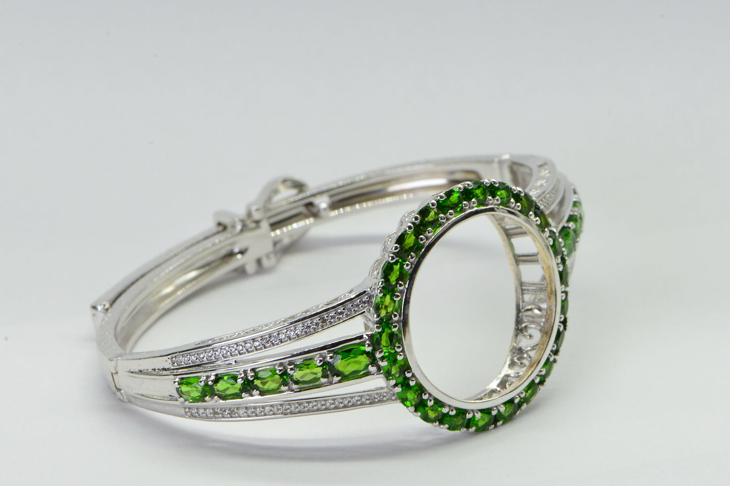 Vintage Chrome Diopside Bangle Bracelet: Sterling Silver Watch Style Cuff