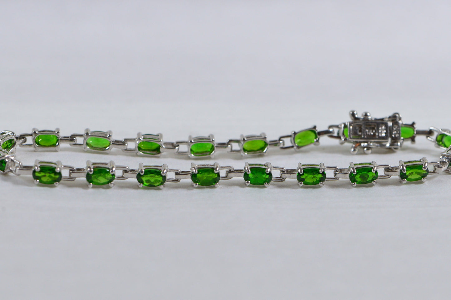 Chrome Diopside Tennis Bracelet: Sterling Silver Green Gemstone