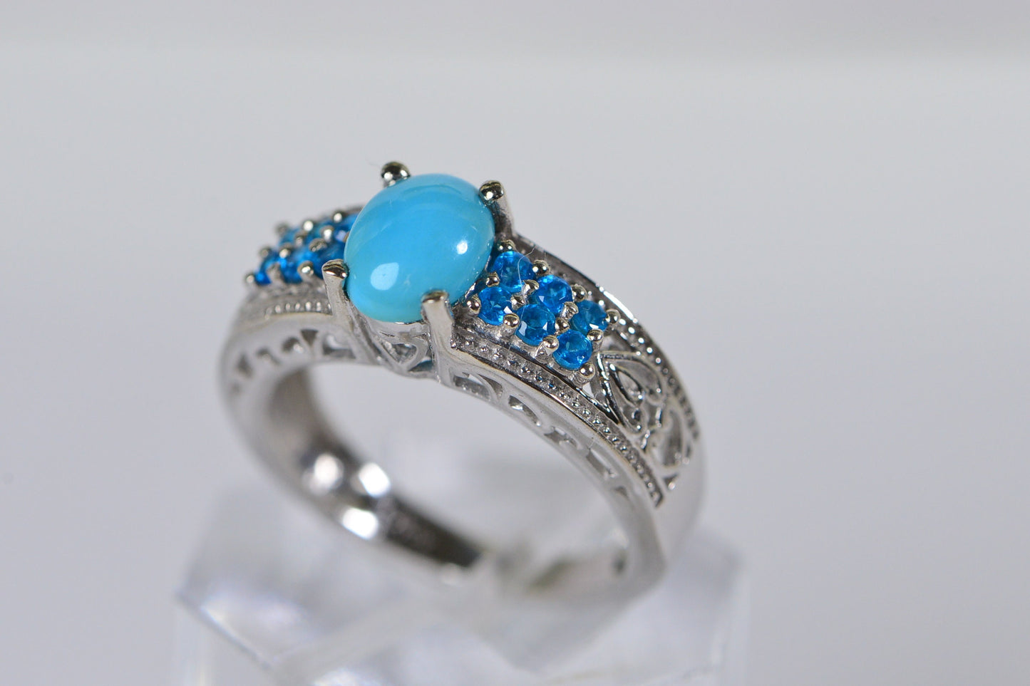 Arizona Turquoise Sleeping Beauty Ring: 925 Silver Apatite Cocktail Ring
