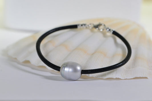 Gray Pearl Bracelet: 3mm Black Leather Cord, Sterling Silver Clasp