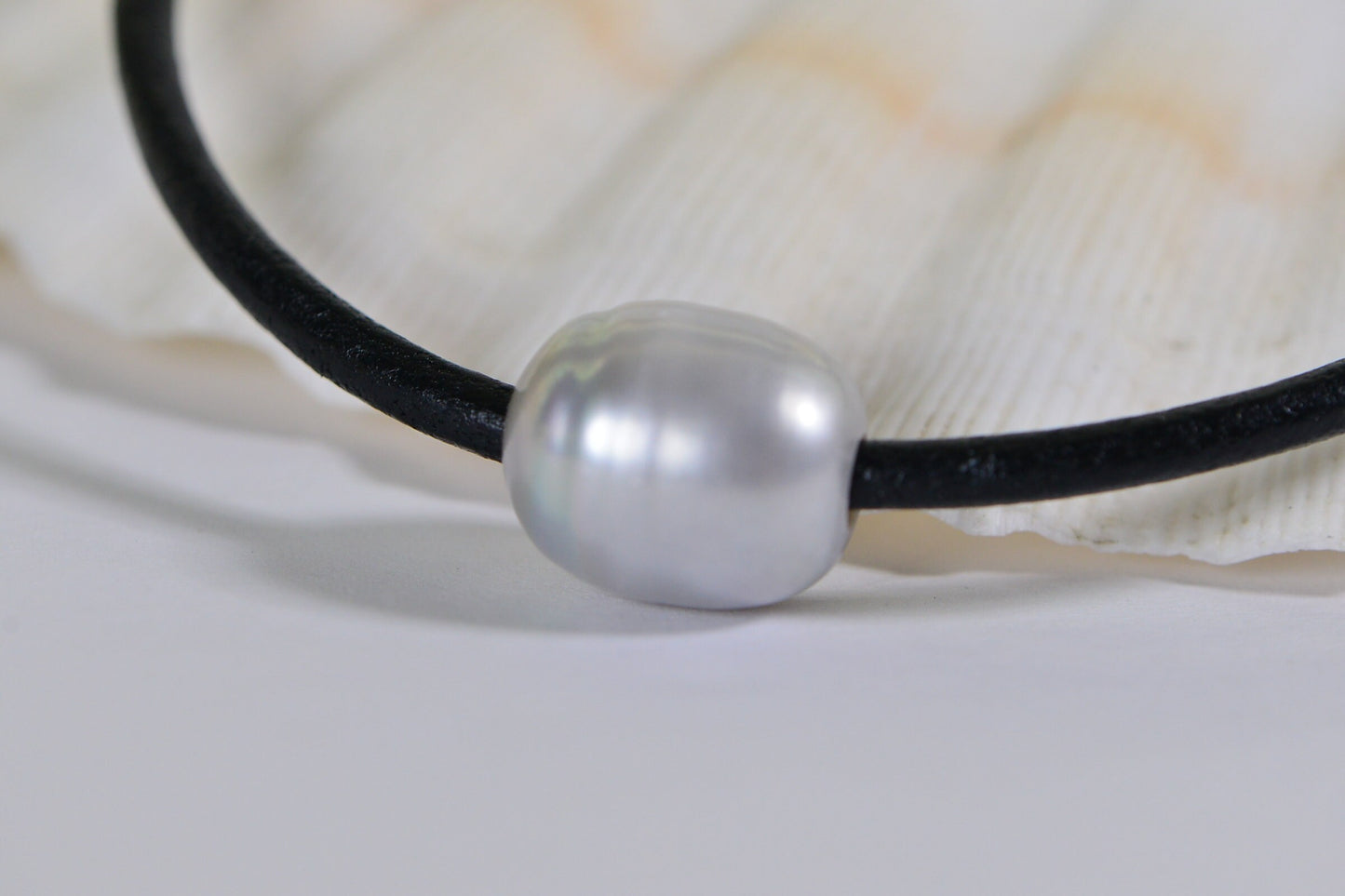 Gray Pearl Bracelet: 3mm Black Leather Cord, Sterling Silver Clasp