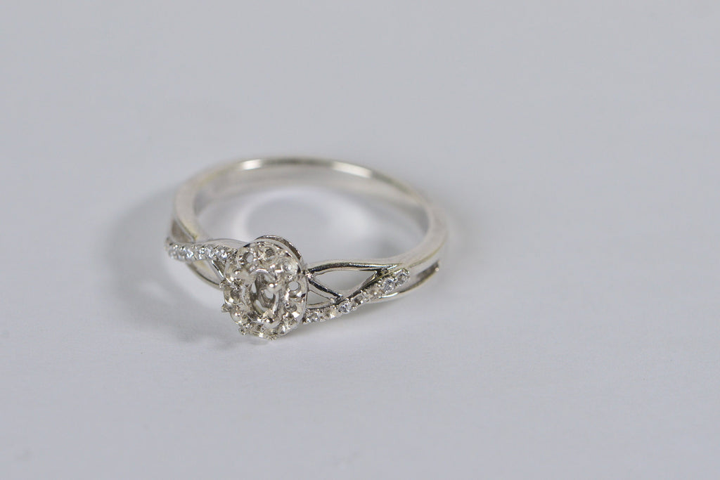 Sterling Silver Halo Ring Setting: Oval Cut, 4-Prong, Size 8