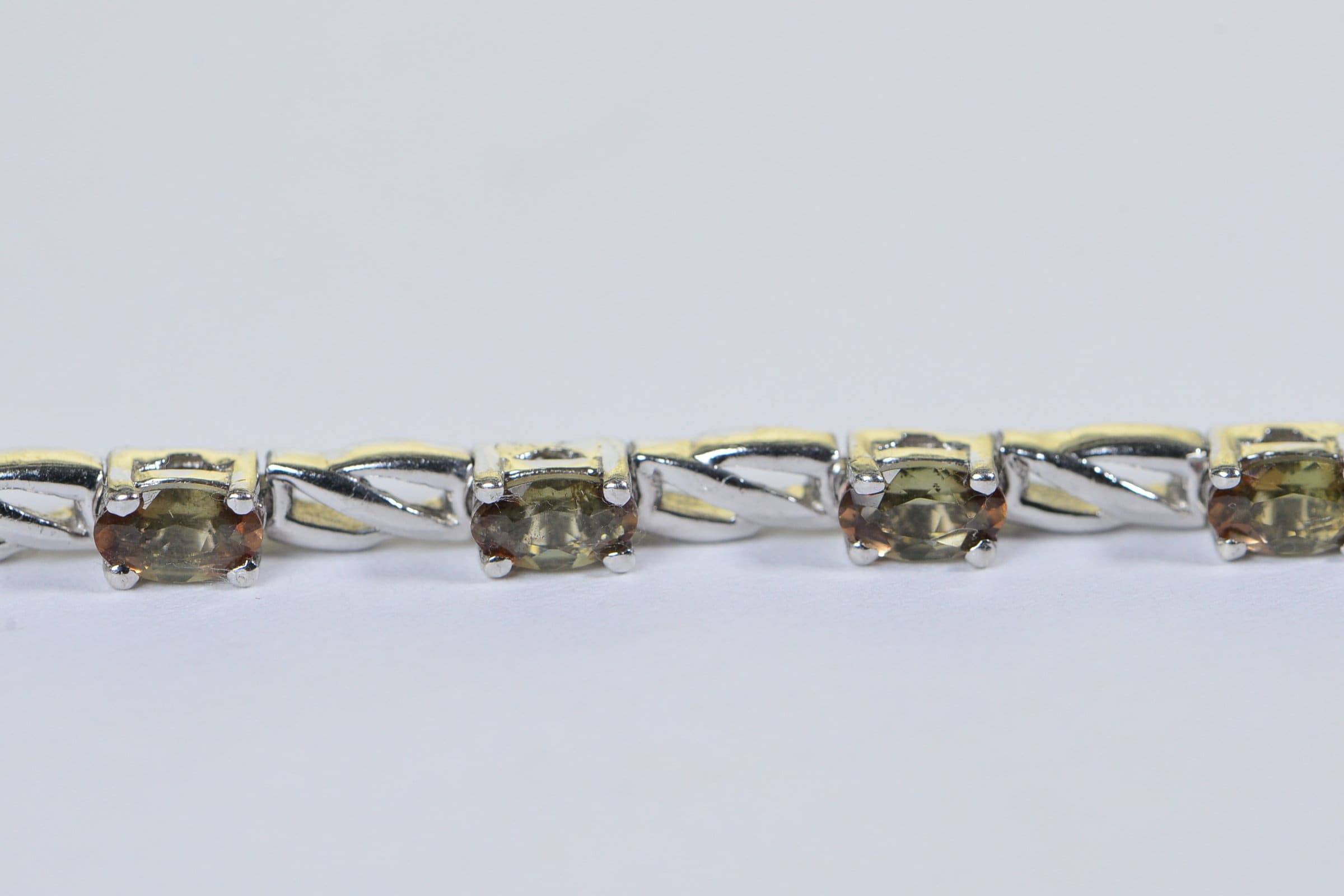 Turkizite color-changing gemstone Infinity Bracelet