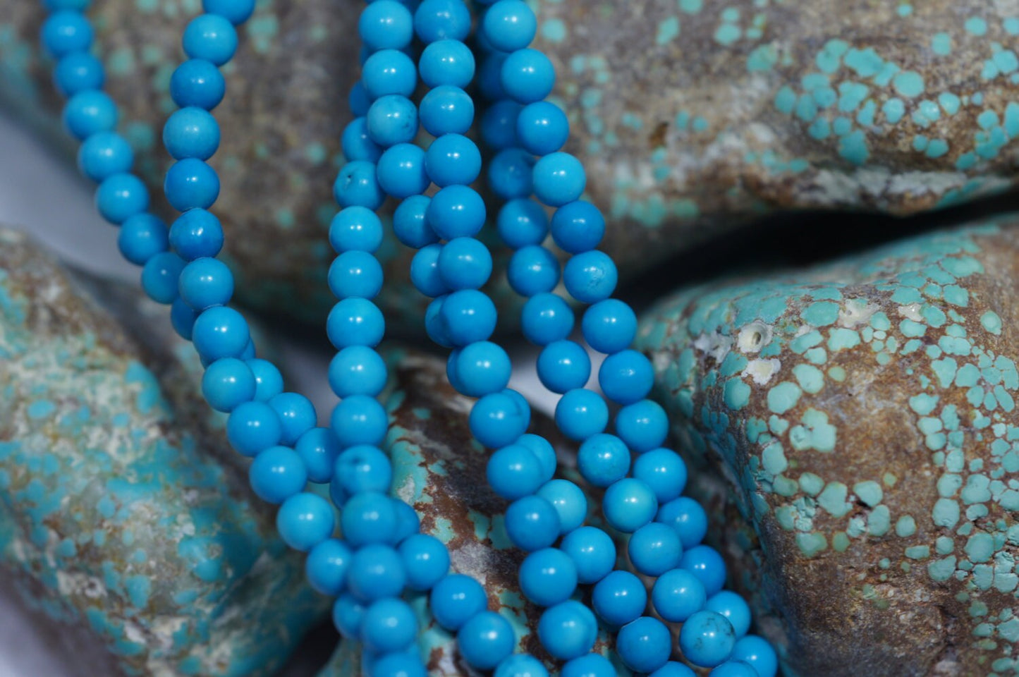Arizona Turquoise Sleeping Beauty Round Beads 3.5 mm  Natural Gemstone Beads Smooth Glossy Half Strand Beads, Blue Turquoise ,