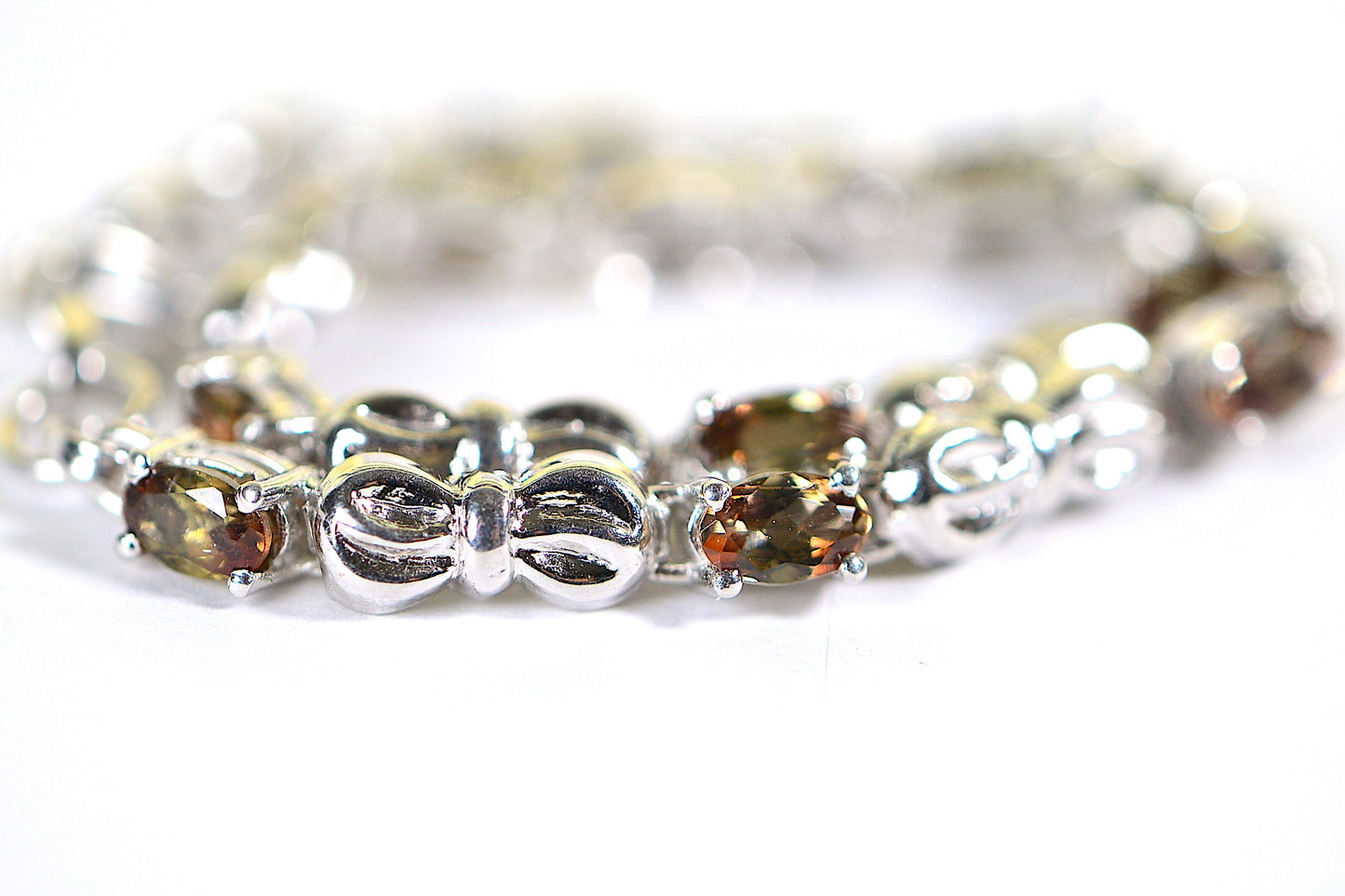 Diaspore Zultanite Sterling Silver Bow Bracelet: 7.5 Inch Tennis Bracelet