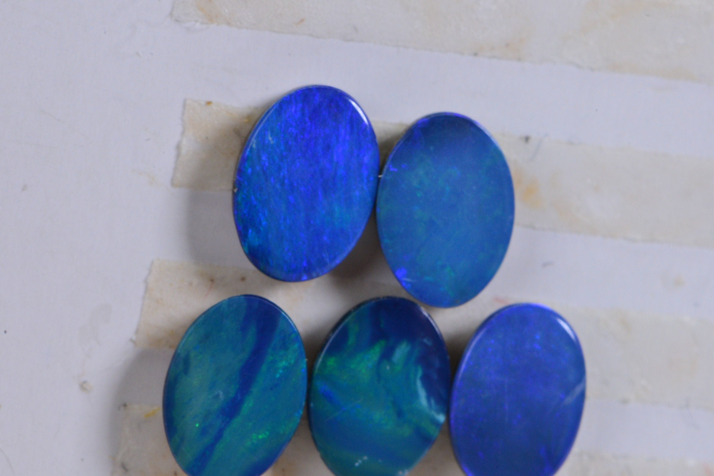 Australian Black Opal Natural Gemstone Cabochons Bright Blue Green Doublet Boulder Oval 7X5mm