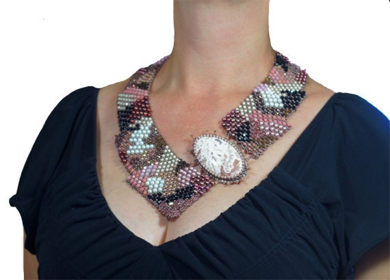 Agate Statement Necklace – Hand Cut Cabochon, Seed Bead & Pearl