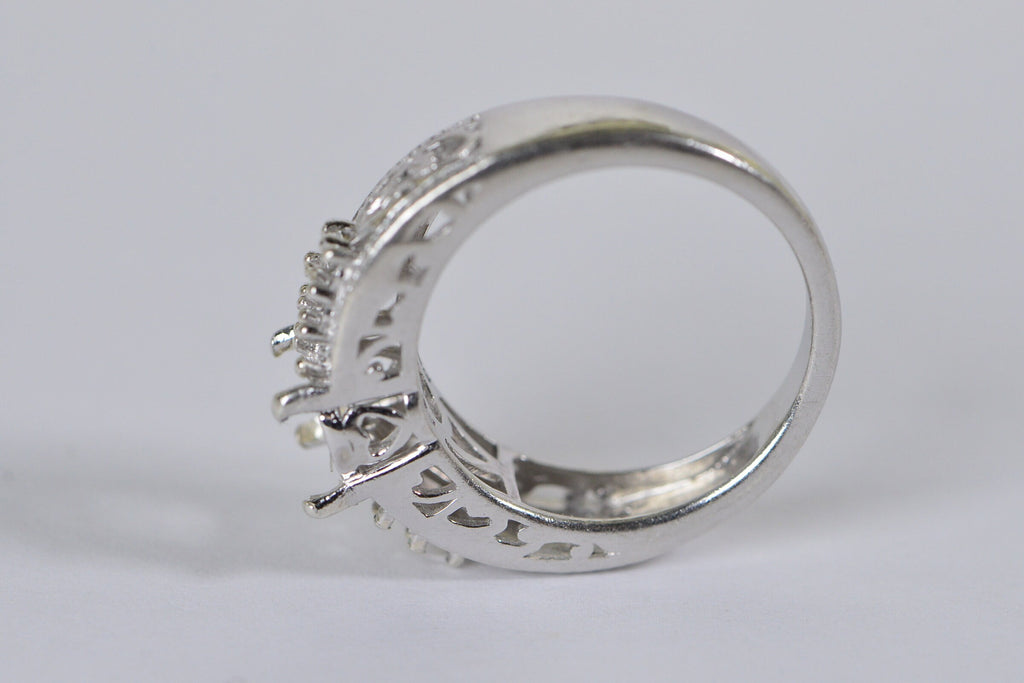 Silver 4-Prong Ring Blank: Oval Multi-Stone Setting, US Size 7