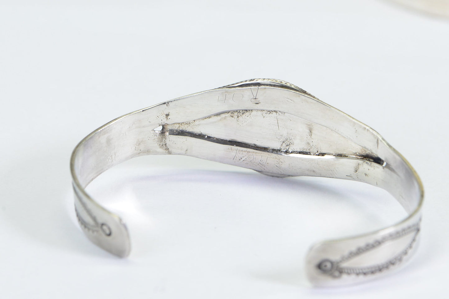 Vintage Kingman Turquoise Cuff: Sterling Silver Native American Bracelet