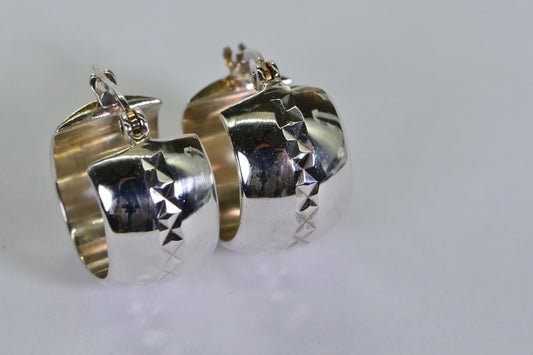 Vintage Sterling Silver Hoop Earrings: Engraved Diamond Design, 15mm