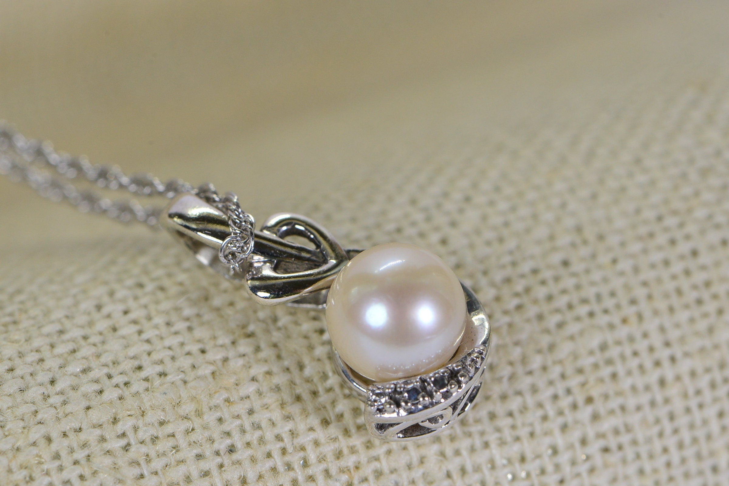 Freshwater Pearl Pendant Necklace: 14K White Gold Vermeil, Simulated Diamond Accent