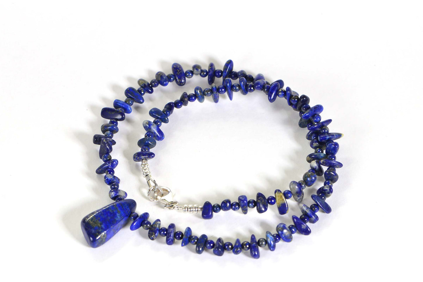 Handcrafted Lapis Lazuli Choker: Sterling Silver Teardrop Pendant