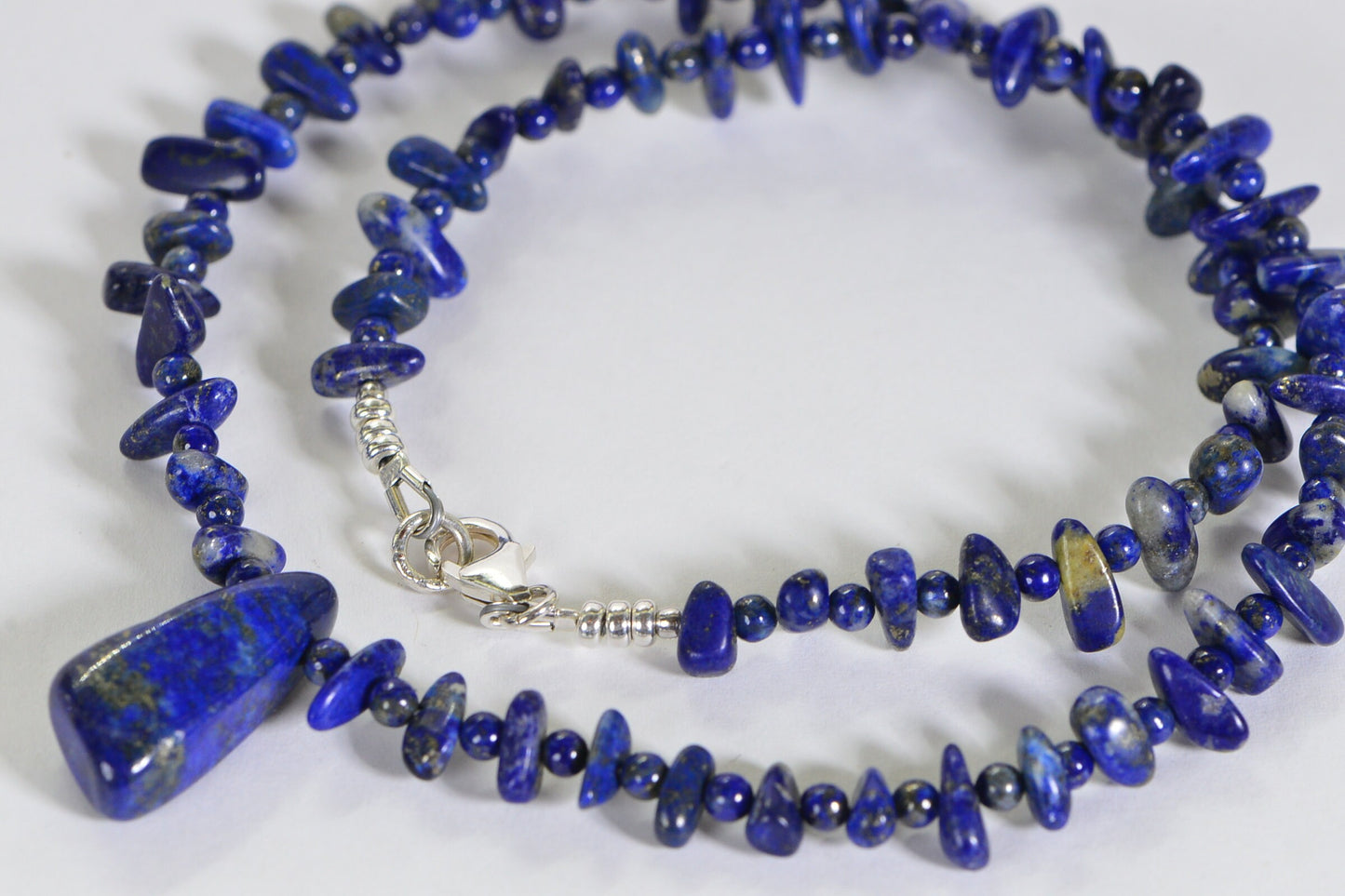 Handcrafted Lapis Lazuli Choker: Sterling Silver Teardrop Pendant