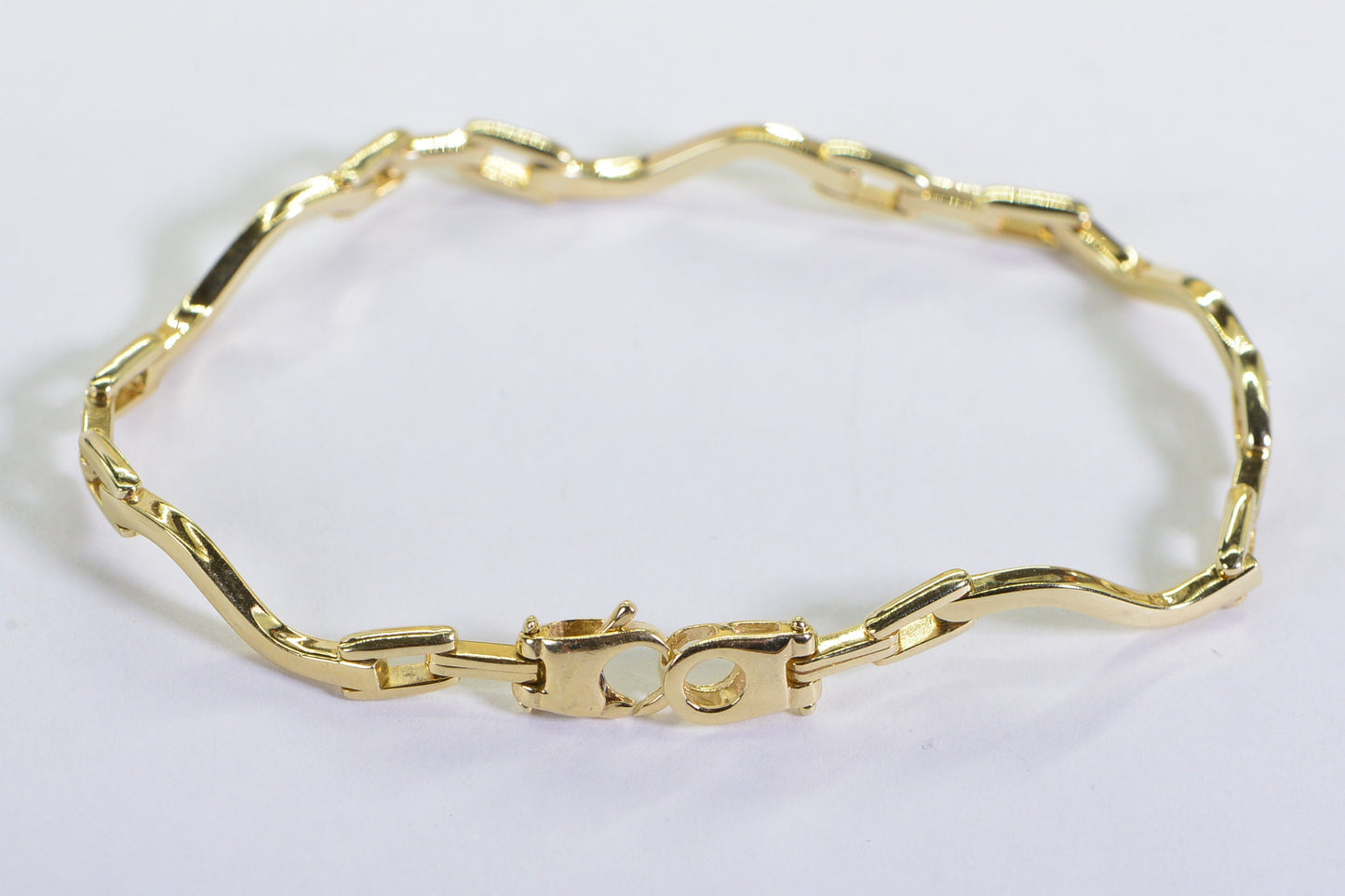 Vintage Italy 14K Yellow Gold Wave Link Bracelet