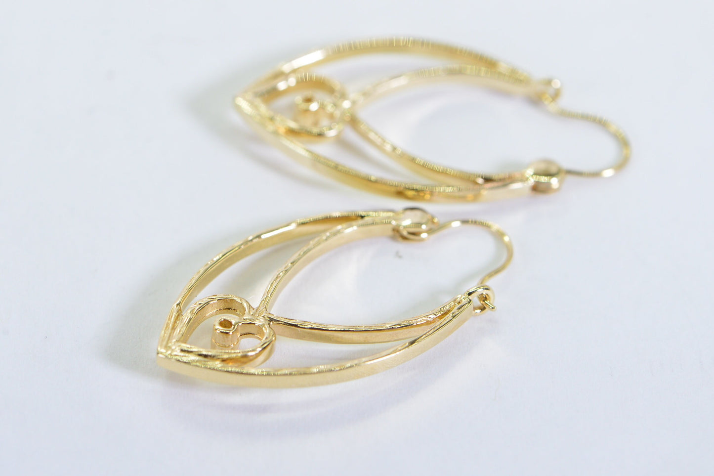 Vintage 80th Solid 14K Gold Diamond Gypsy Design Earrings Oval Gold Hoops Gift Idea For Mother Daughter