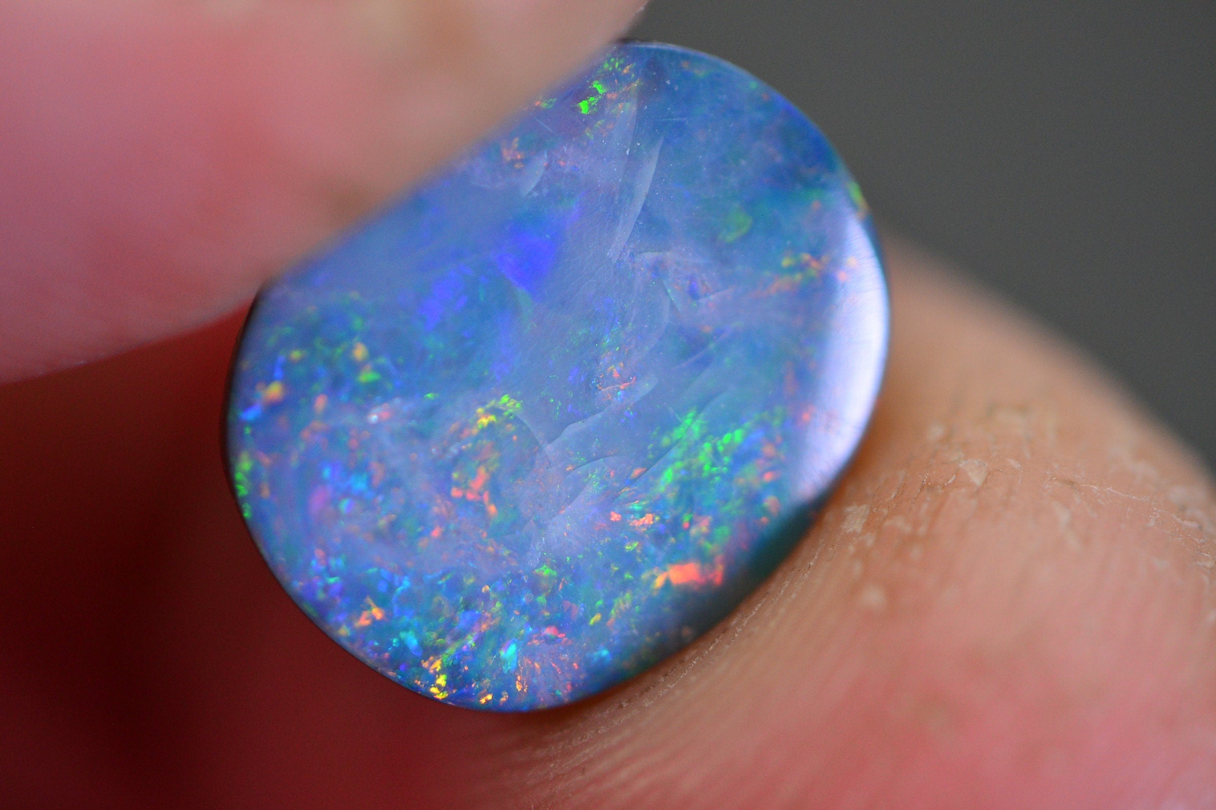 Australian Black Opal Natural Gemstone Cabochons  blue - green Metallic  Doublet Boulder Oval 13.80X11.48X2.73mm 3.9ct