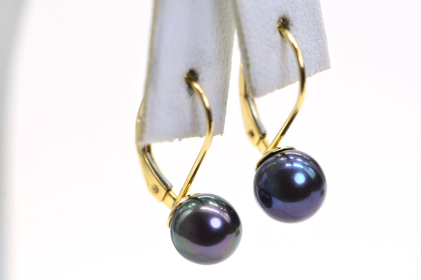 14K Gold Tahitian Black Pearl Earrings: Elegant Dainty Jewelry