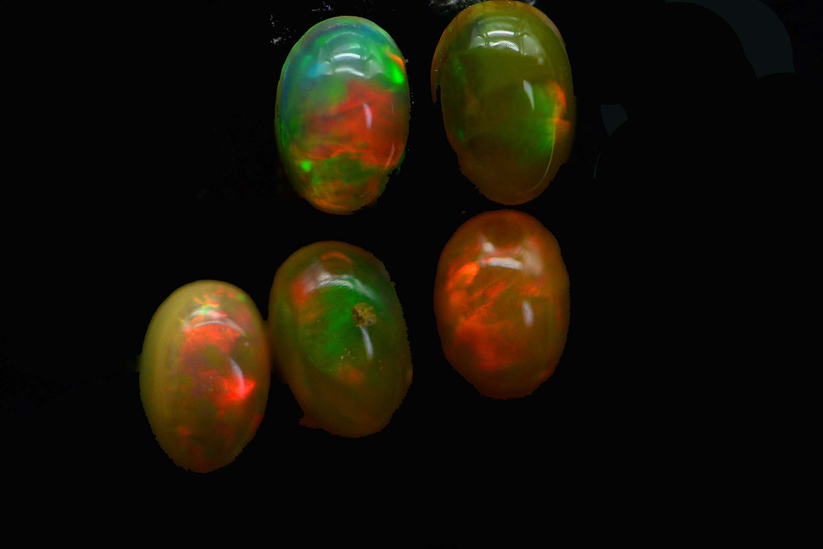 Orange Ethiopian Opal Cabochon 7X5mm: Rainbow Gemstone Jewelry Supplies