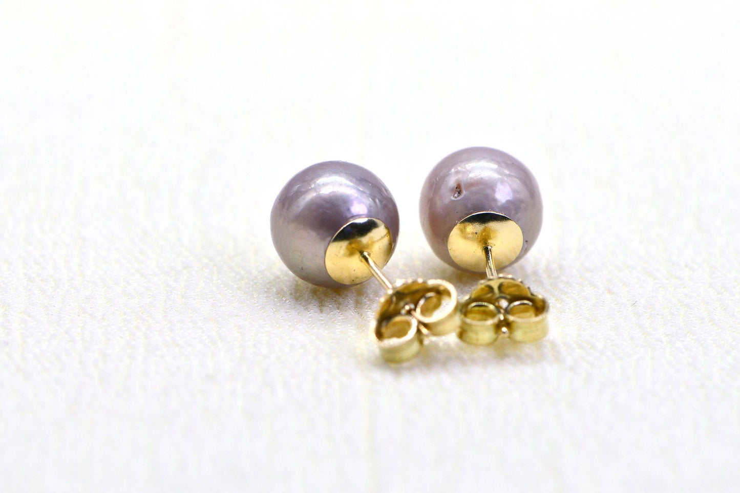 14K Gold Mauve Akoya Pearl Stud Earrings 9mm