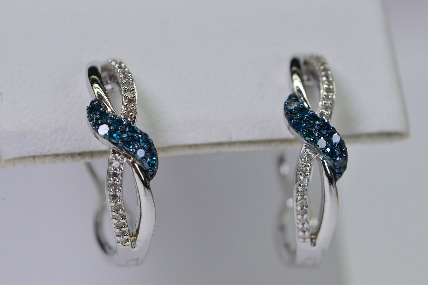 Real Diamond Small Hoop Earrings In Sterling silver Hinge Earrings