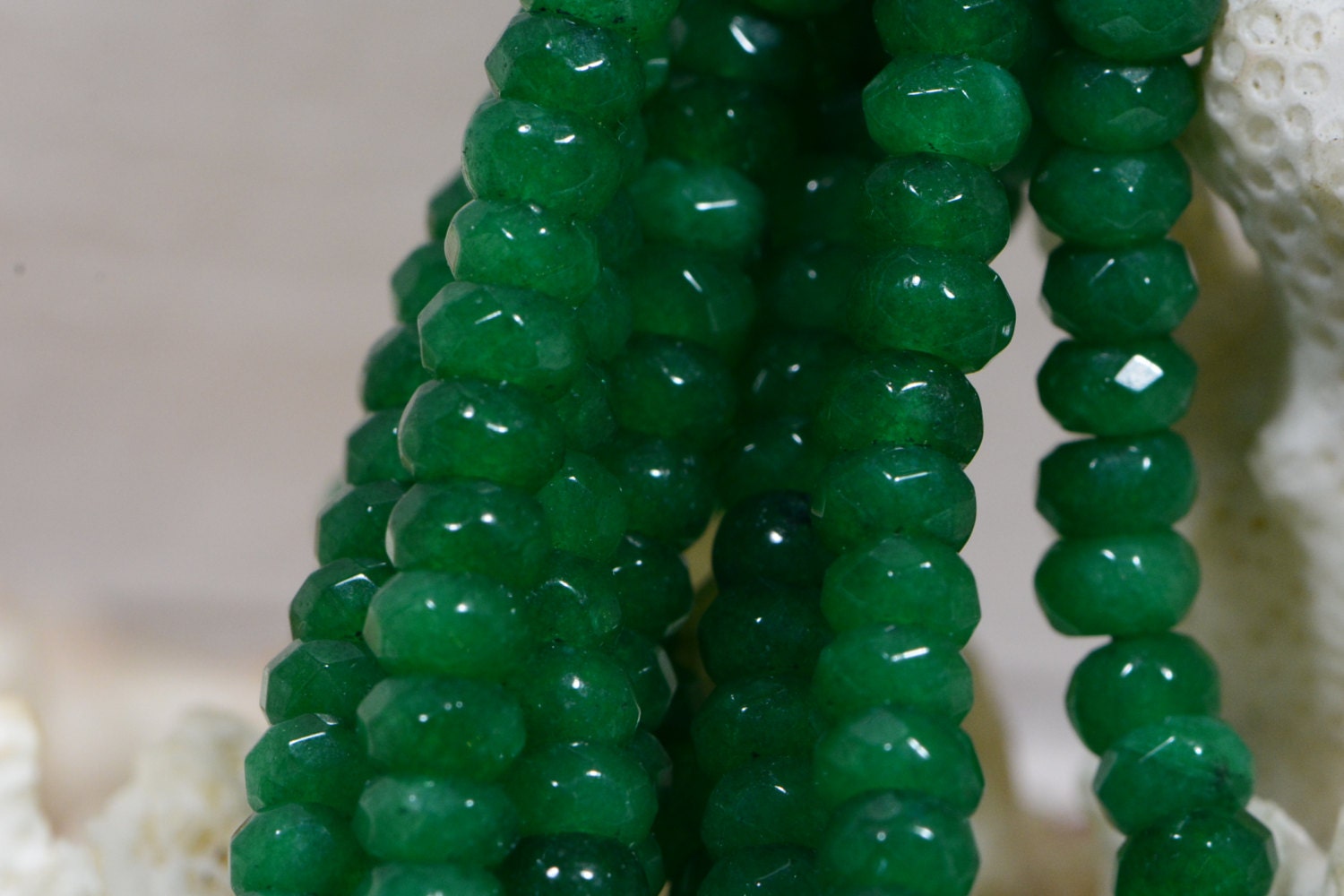 Gemstone Beads 4mm Quartz Beads Made to Imitate Emerald Jewelry Making Supplies