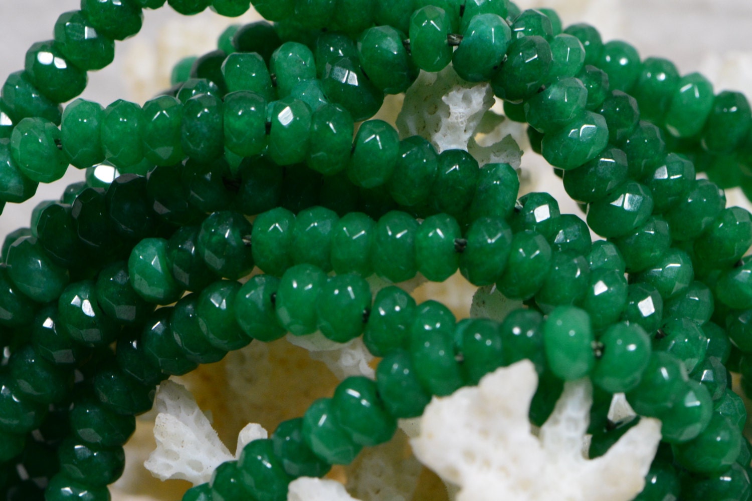 Gemstone Beads 4mm Quartz Beads Made to Imitate Emerald Jewelry Making Supplies