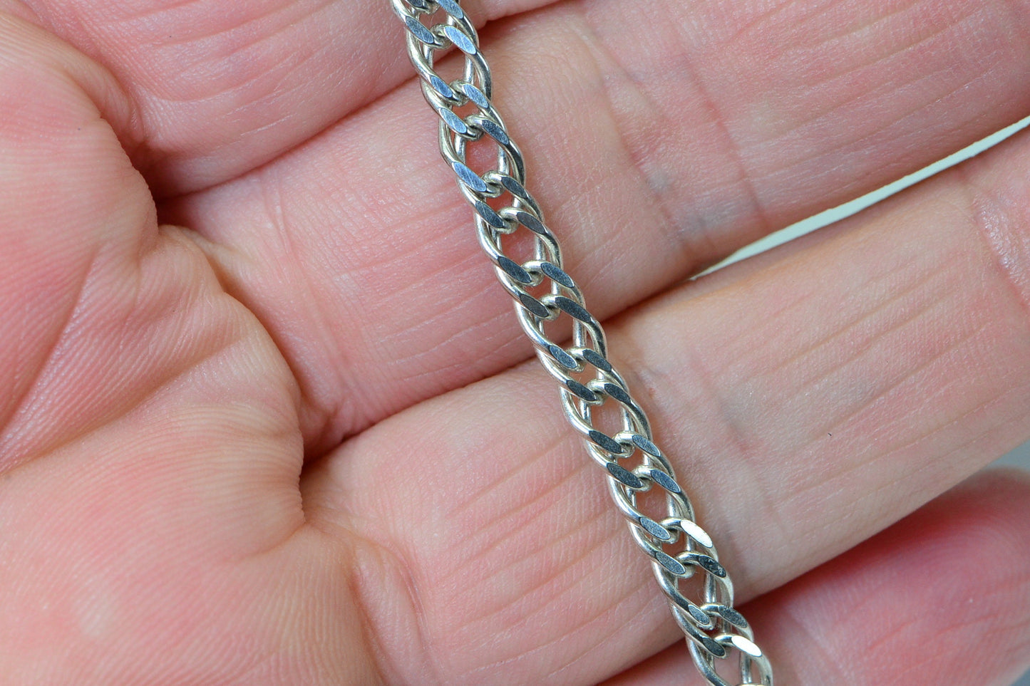 Sterling Silver Cuban Chain Bracelet - 4mm, 7 Inch