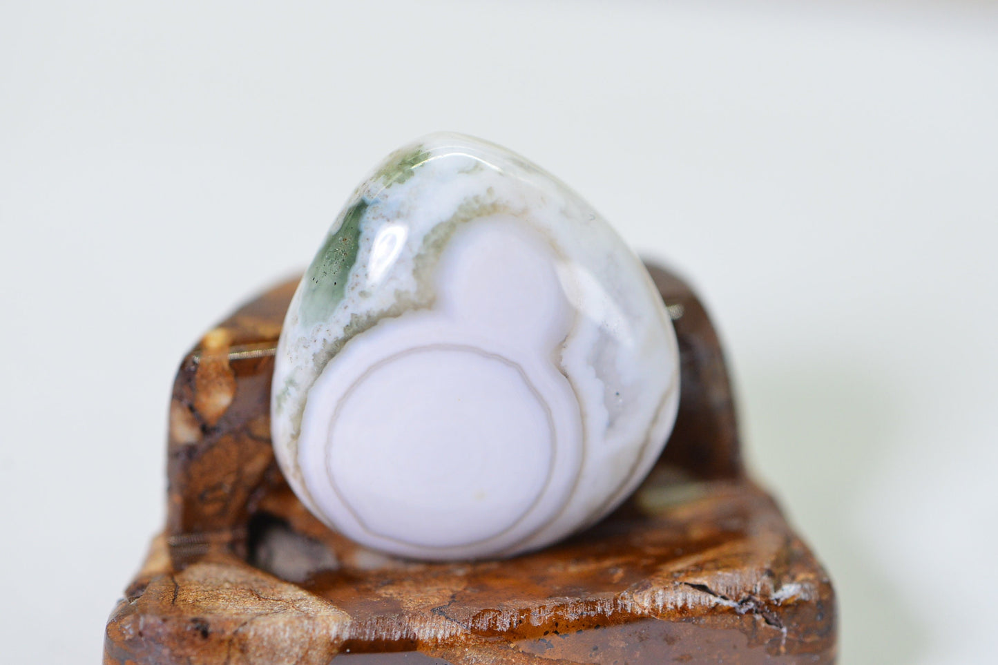 Ocean Jasper Cabochon: White & Green Gemstone, 12.75ct (18.5X17.5X5mm)