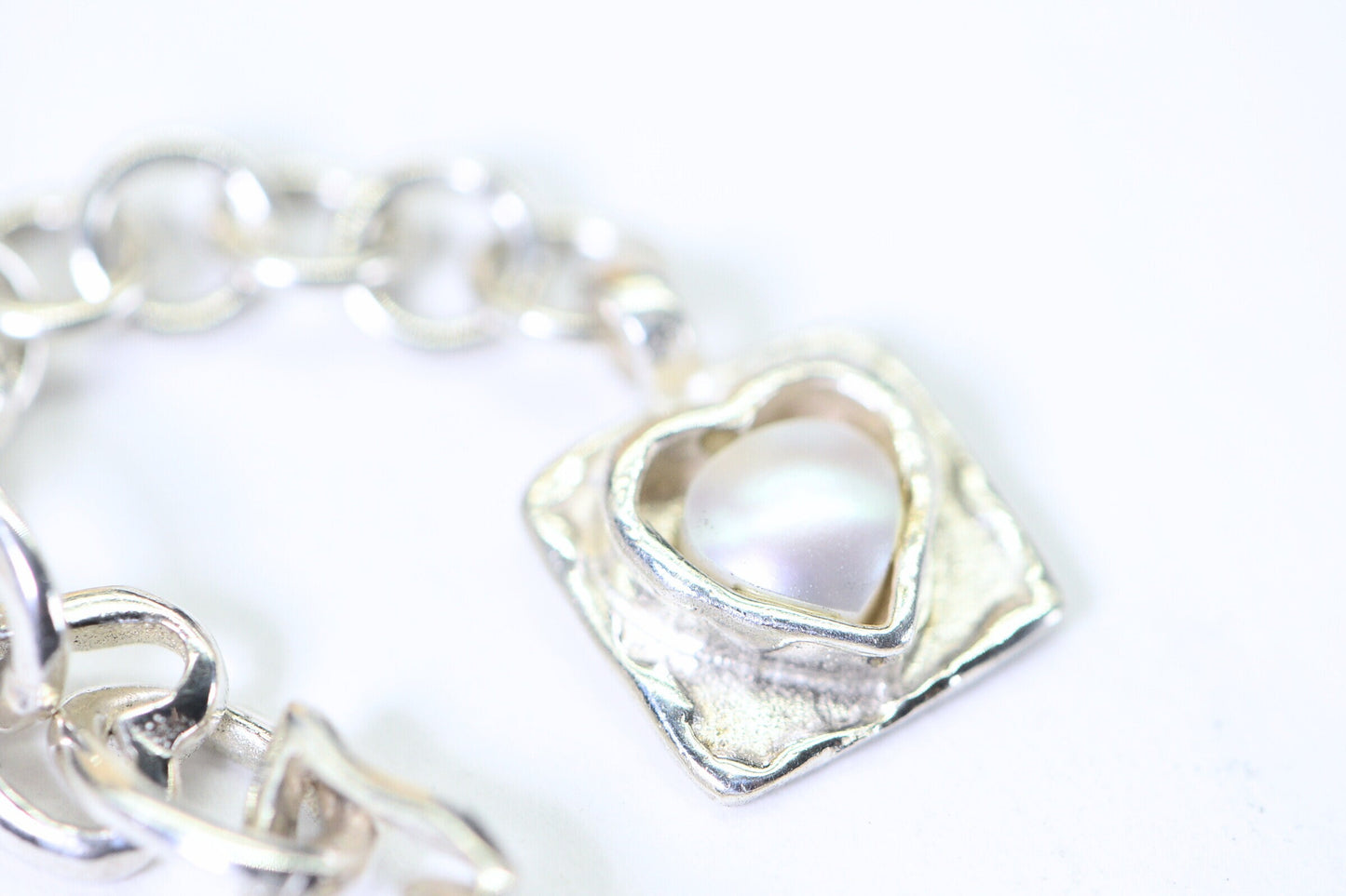 Sterling Silver Heart Charm Bracelet with Pearl Accent, 7 inch