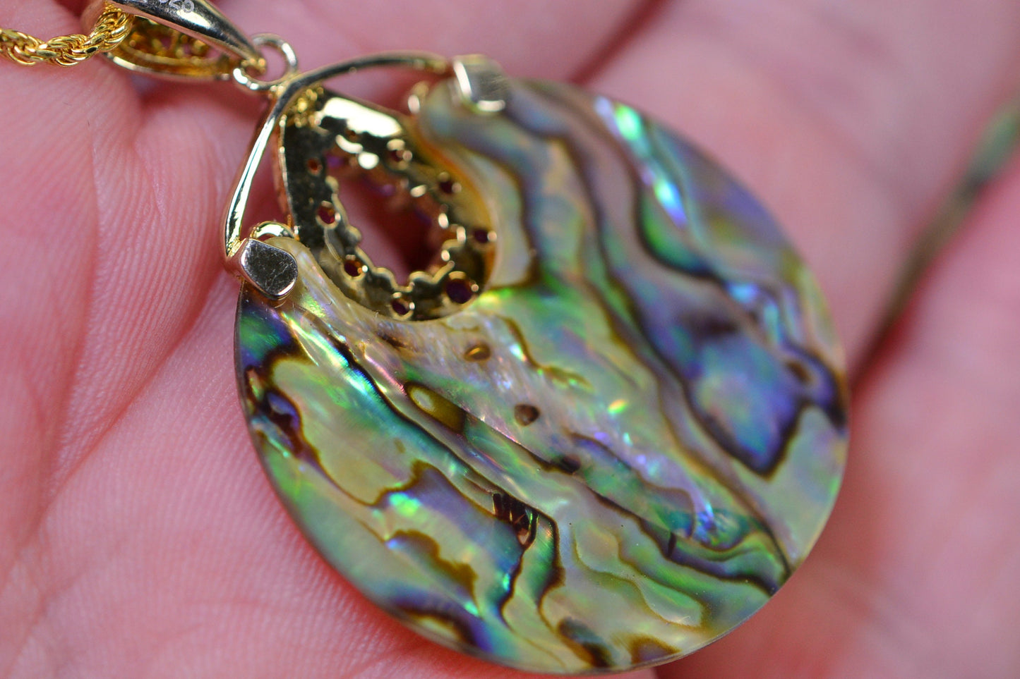 Abalone Shell Pendant: 14K Gold, Amethyst Gemstone Circle