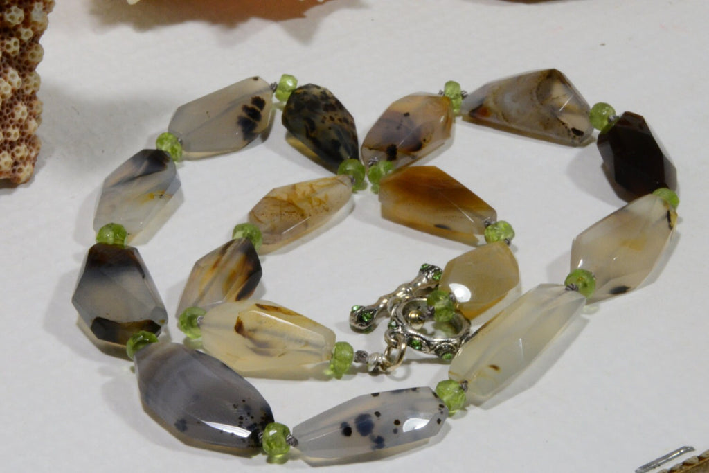 Natural Agate Knotted Necklace: Free Form Gemstone Beads