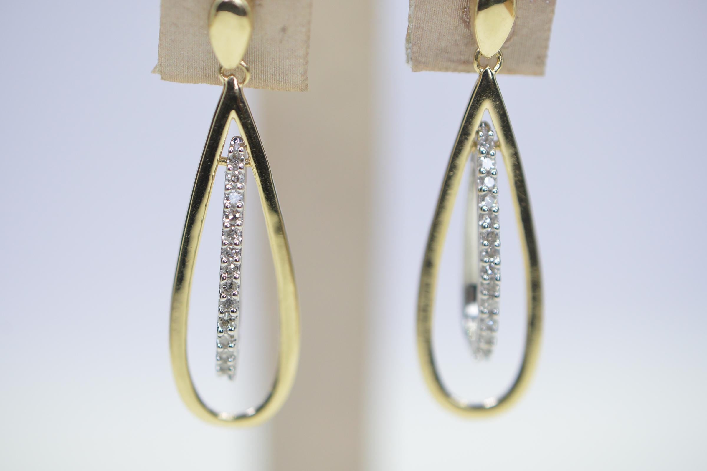 Natural Diamonds 14K Gold Two Color White and Yellow Teardrop Studs Estate Jewelry