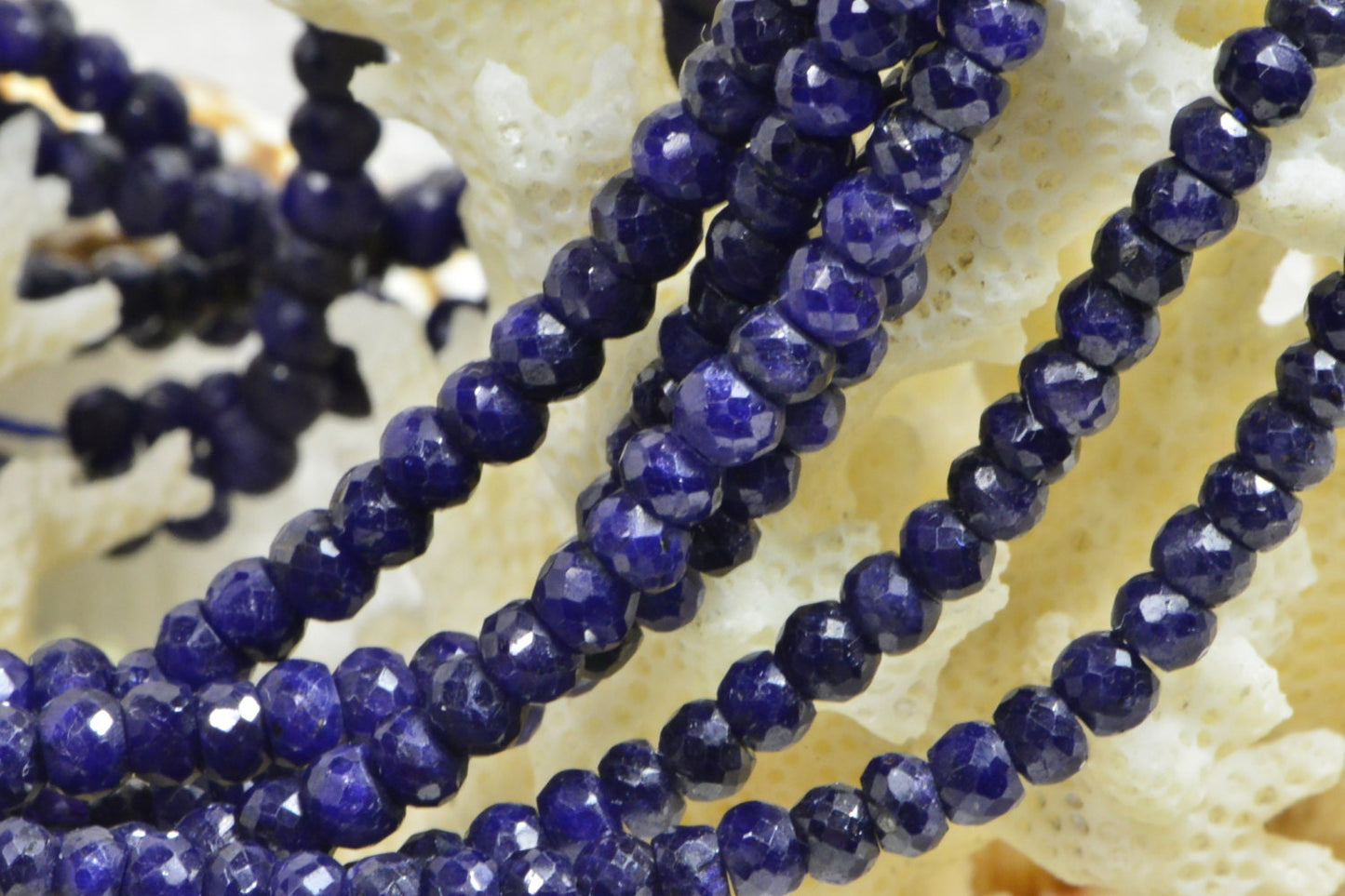 4mm Natural Sapphire Rondelle Beads Gemstone Navy Blue Half Strand