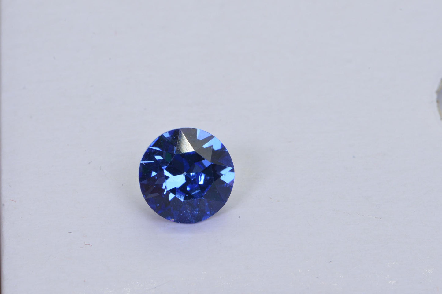 8mm Simulated Sapphire  Facet Diamond Cut Round Point Back swarovski crystals foil back