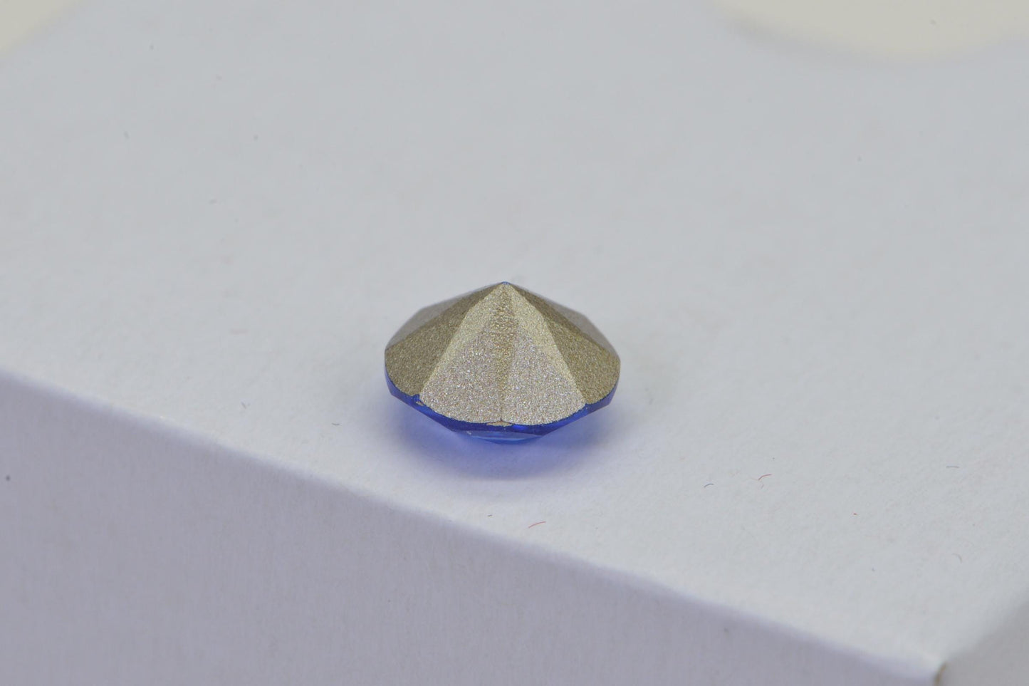 8mm Simulated Sapphire  Facet Diamond Cut Round Point Back swarovski crystals foil back