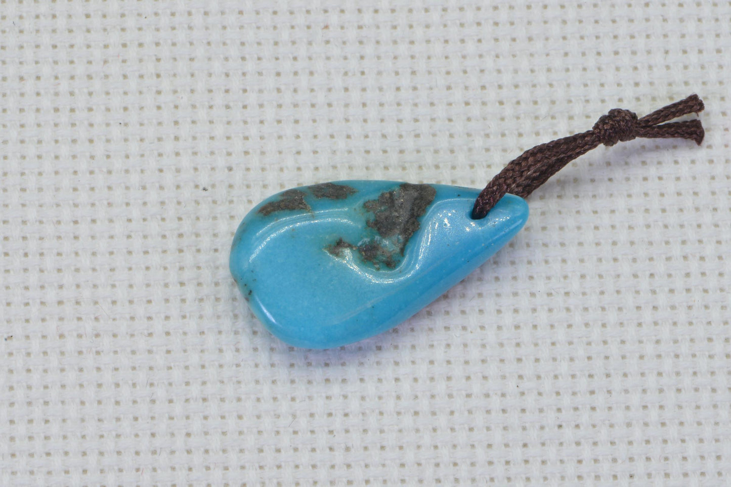 Kingman Turquoise Slab: Arizona Blue Teardrop Bead (25X13.9mm)