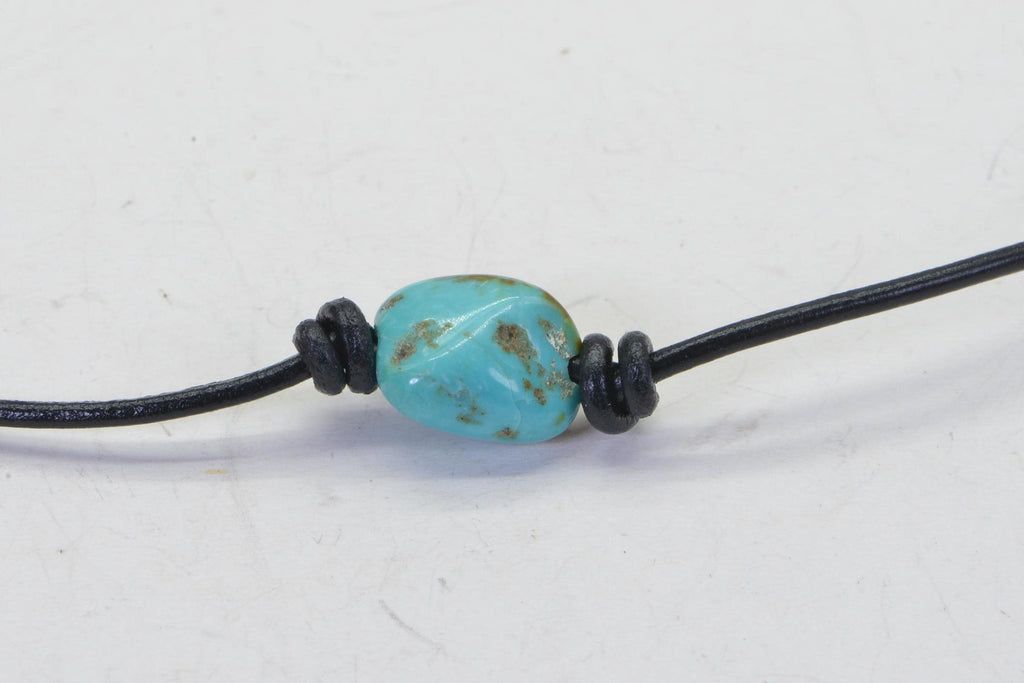 Kingman  Nuggets Turquoise  On Leather Choker  Necklace Single Bead Knotted