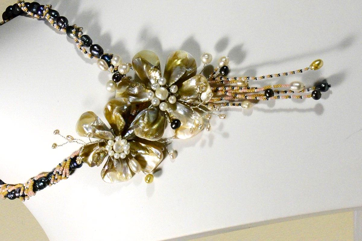 Handmade Shell Pearl Lariat Necklace, Silver Flower Clasp
