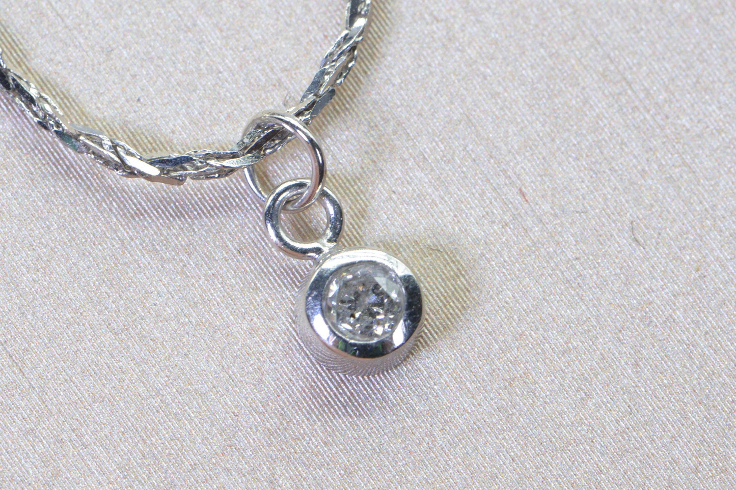 18K White Gold Rope Necklace: Diamond Pendant, Elegant Estate Jewelry