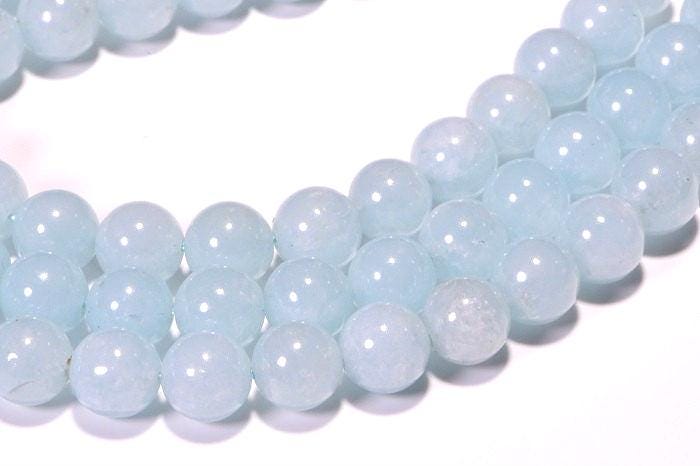 Blue Quartz Gemstone Beads: Smooth Round Aquamarine Strand (8mm)