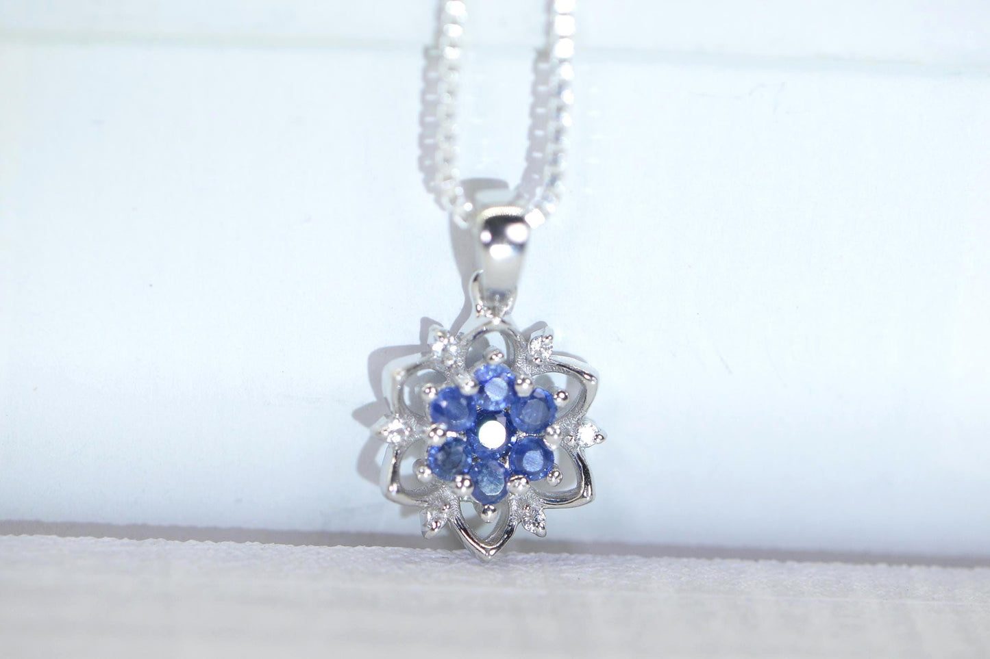 Genuine Sapphire   Flower Design Pendant Sterling Silver