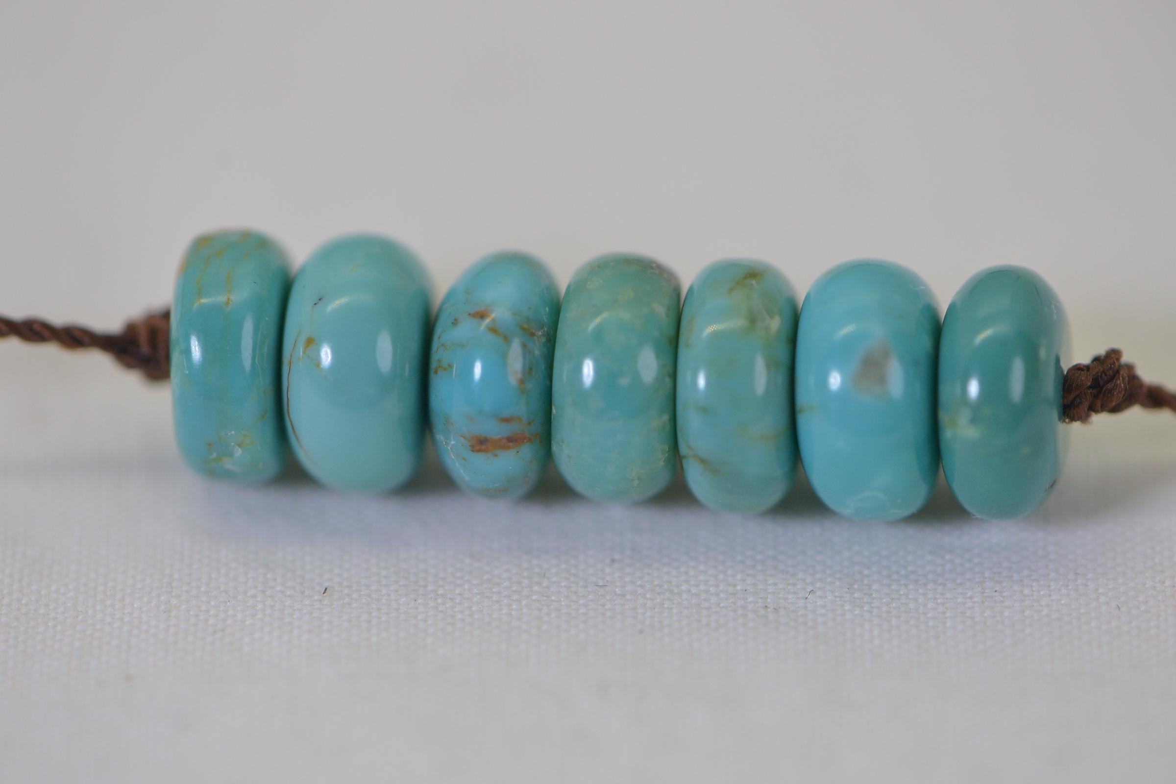 8mm Kingman Turquoise loose Beads, Disc Turquoise Beads, natural Gemstone Beads, Jewelry Making Supplies, pack of 7 Rondelle beads