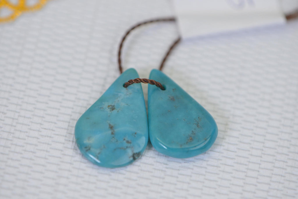 Kingman  Turquoise Teardrop Beads: Arizona Gemstone (18X11.5mm)