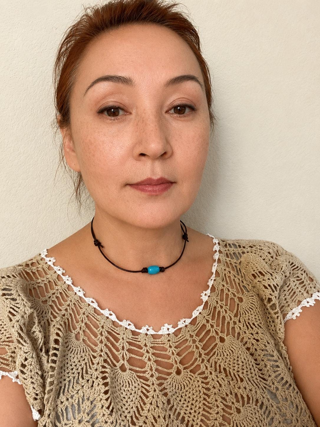 Kingman Turquoise Leather Necklace – Natural American Turquoise