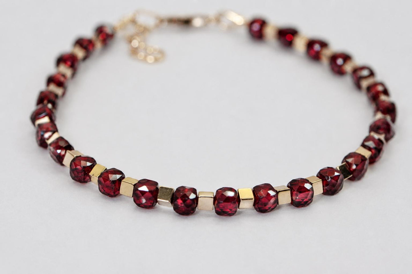 Garnet Bracelet Gold Beaded Bracelet Minimalist Gemstone Jewelry Red Garnet Bracelet Dainty Bracelet January Birthstone Gift