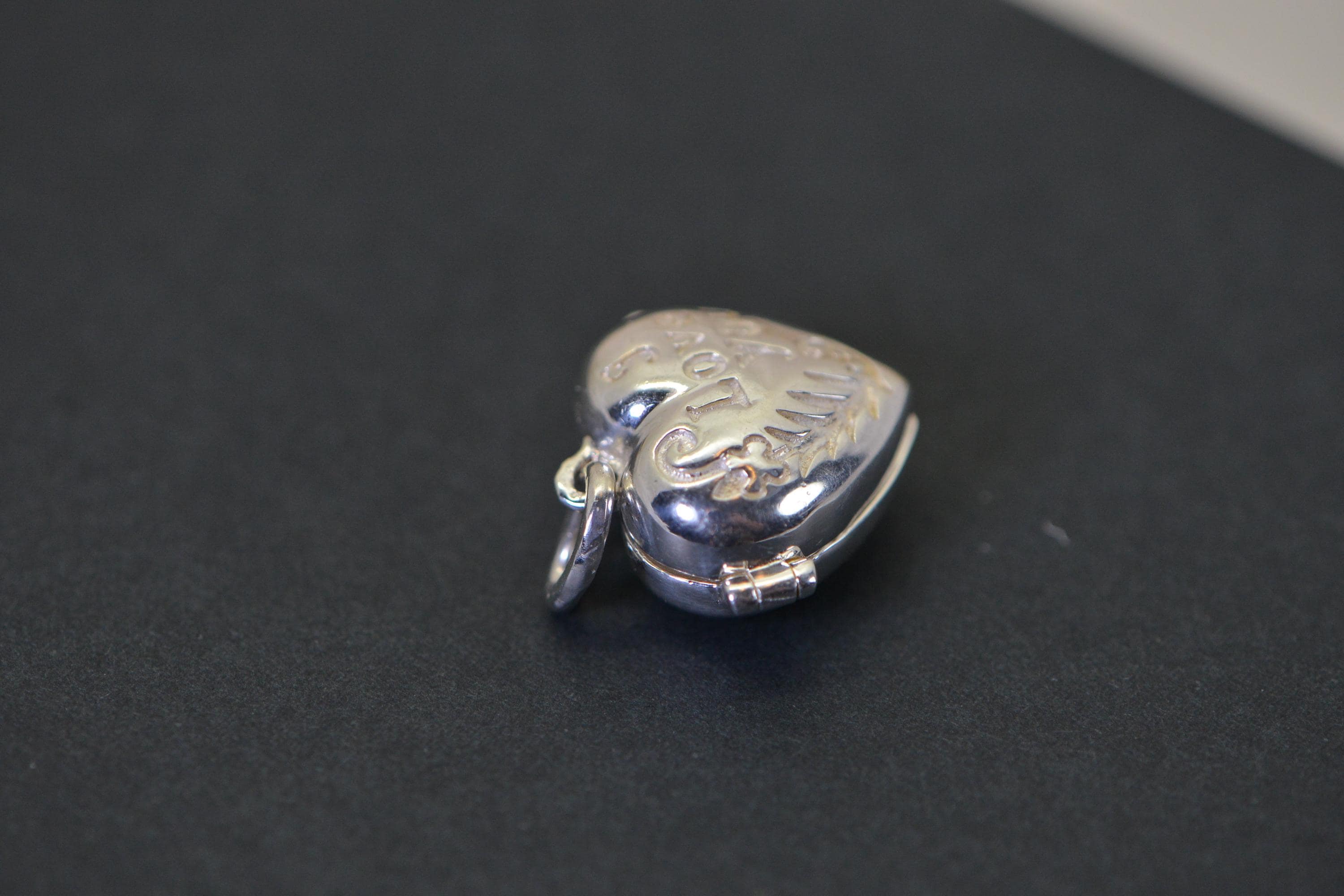 Sterling Silver Heart Locket Charm, Engraved I Love You, Romantic Gift for Her, Love Jewelry, Bracelet Charm